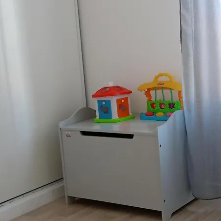 Apartment Superbe ,proche De Paris, Dans Privee , Ideal Familles, Parking Et Wifi Gratuits! ! ! Vitry-sur-Seine