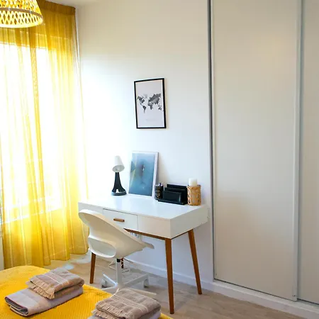 Superbe ,proche De Paris, Dans Privee , Ideal Familles, Parking Et Wifi Gratuits! ! ! * Vitry-sur-Seine