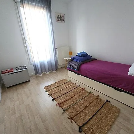 Apartment Superbe ,proche De Paris, Dans Privee , Ideal Familles, Parking Et Wifi Gratuits! ! !